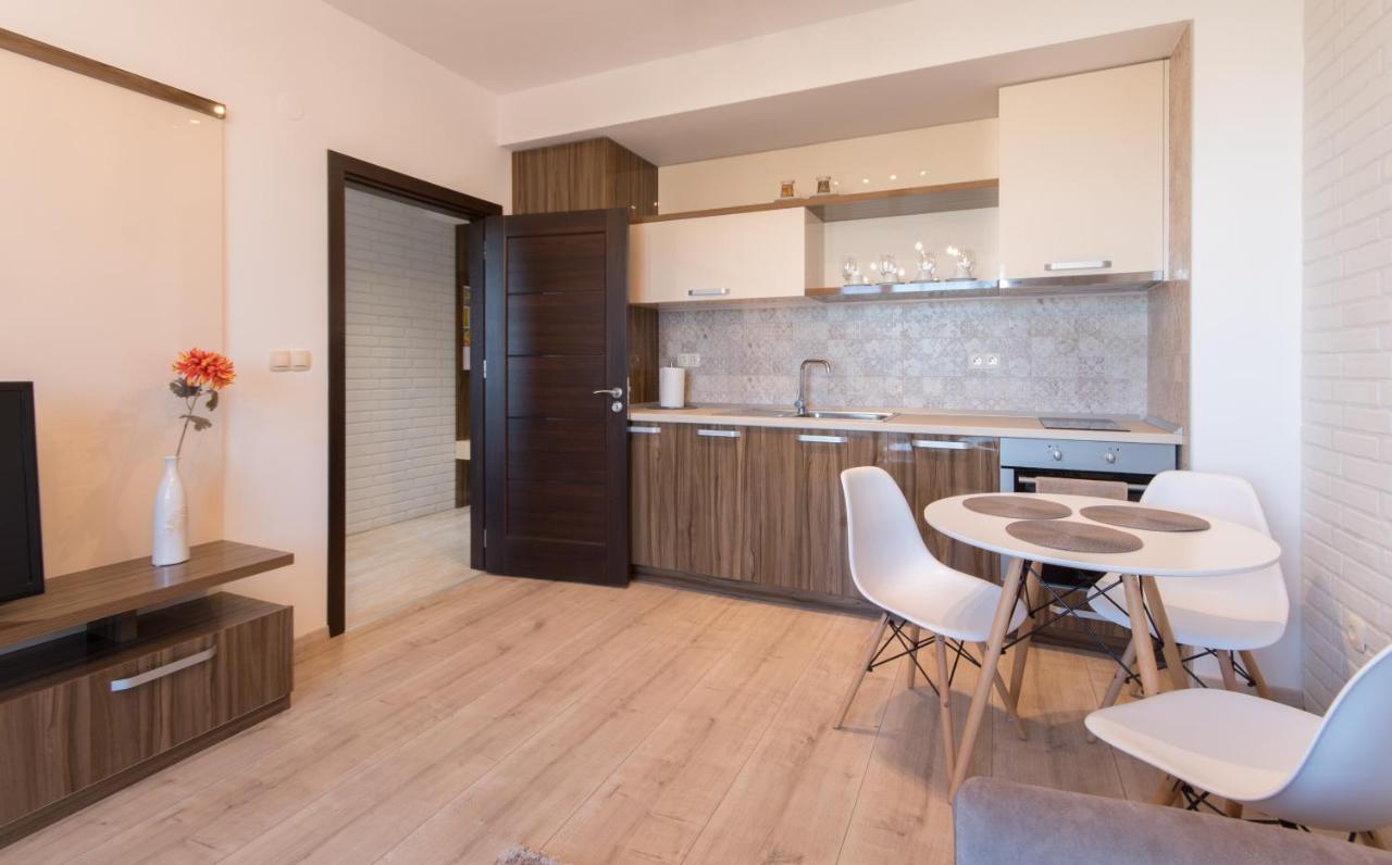 City Apartments Triumph 바르나 외부 사진