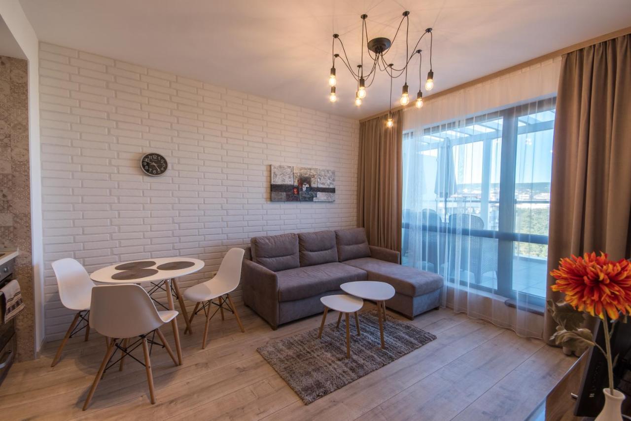 City Apartments Triumph 바르나 외부 사진