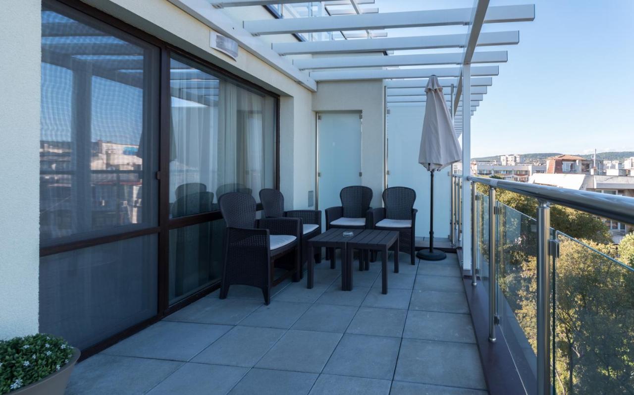 City Apartments Triumph 바르나 외부 사진