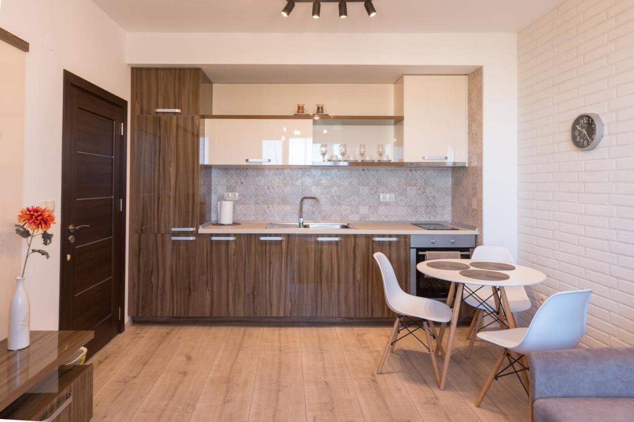City Apartments Triumph 바르나 외부 사진