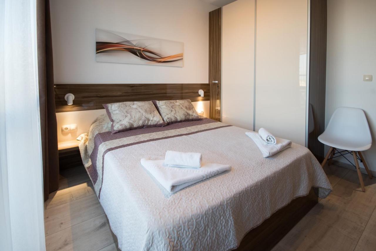 City Apartments Triumph 바르나 외부 사진